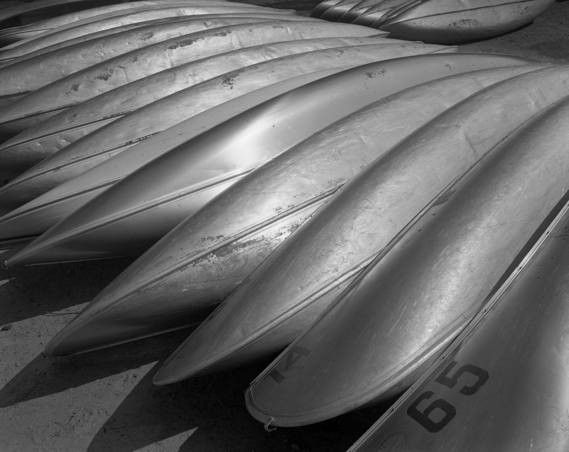 2-gerry-johansson-canoes-at-the-river-lagan-1989-384